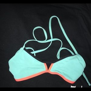 Jolyn bikini top NWOT